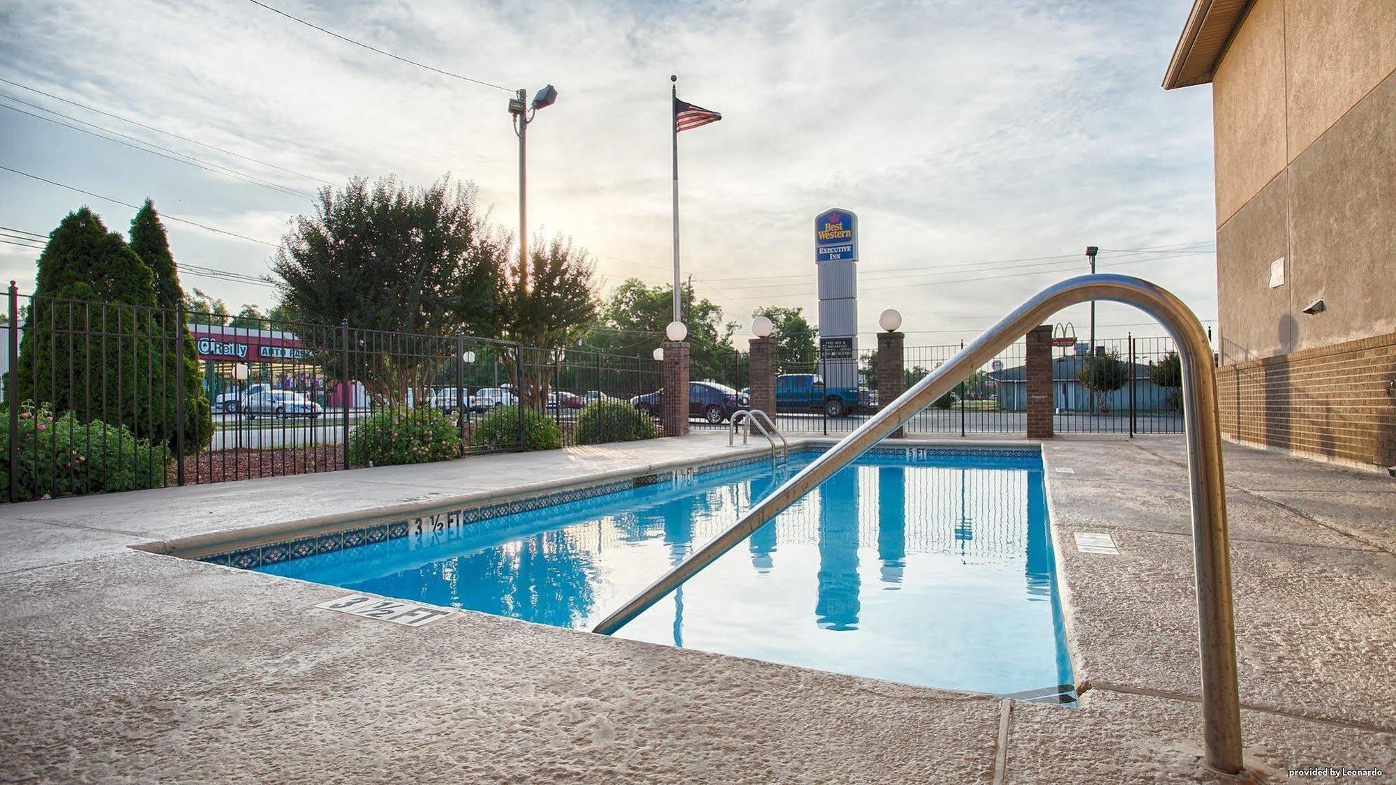 Econo Lodge Waynesboro Ngoại thất bức ảnh